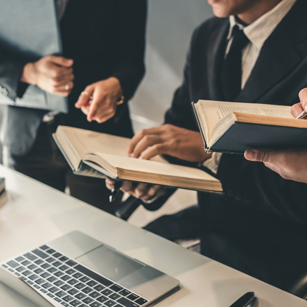 O Papel do Advogado na Sociedade